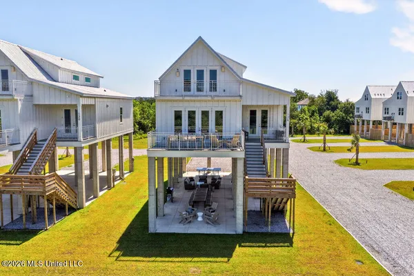 $849,000 | 126 5th Avenue, Pass Christian, MS 39571