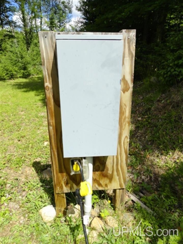 962 Gold Road, Unit 1 Michigamme, MI 49879 - Photo 23 of 29 Gallery Image 23