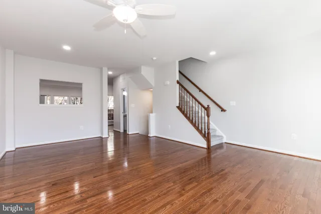 $2,800 | 12903 Titania Way, Woodbridge, VA 22192