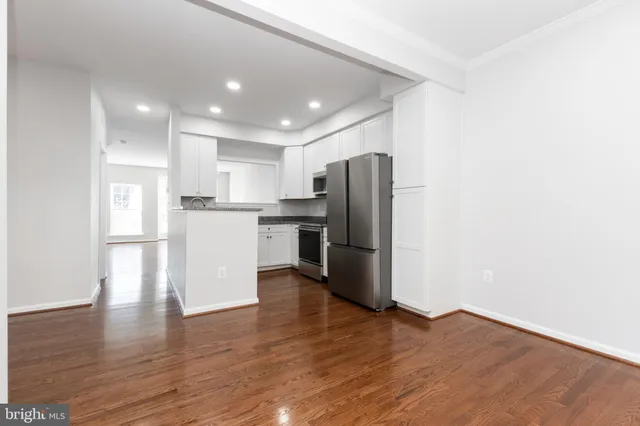 $2,800 | 12903 Titania Way, Woodbridge, VA 22192