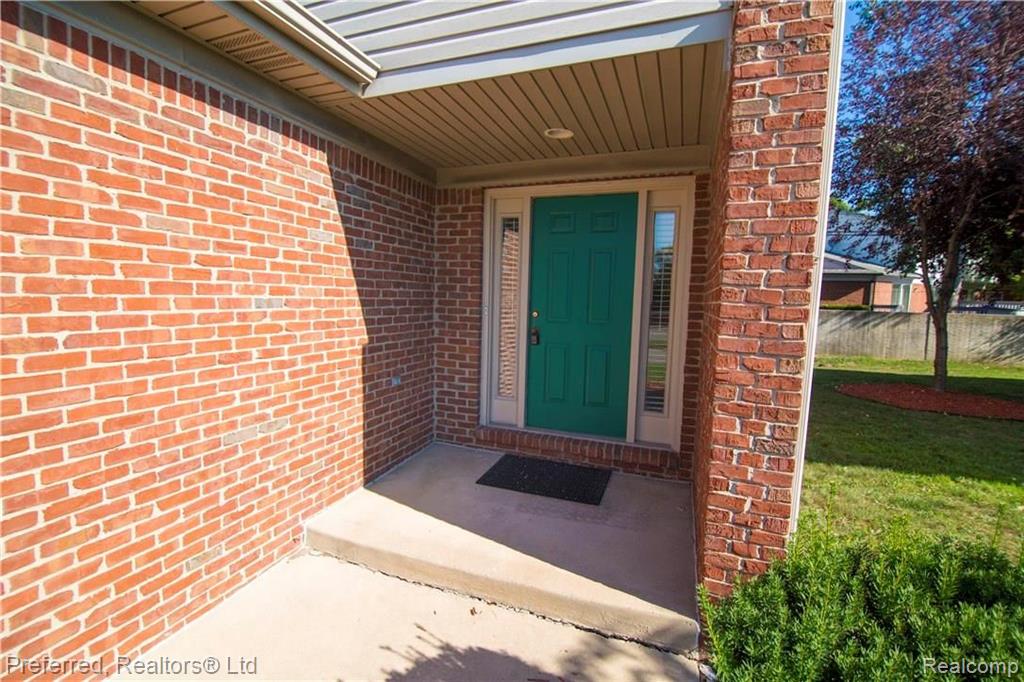 18270 West Eleven Mile Road Southfield, MI 48076 - Photo 13 of 52