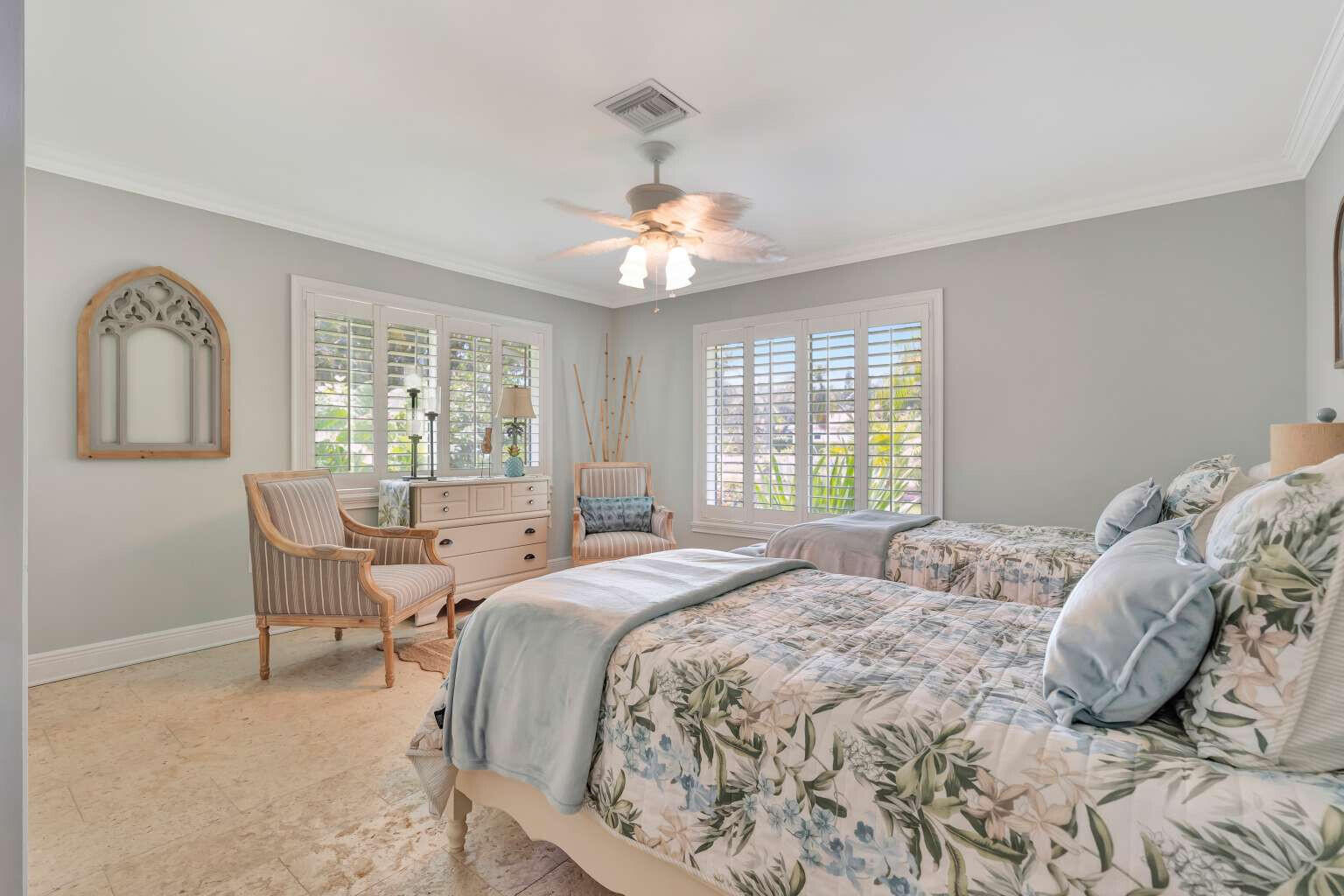 5531 Hibiscus Road Jupiter, FL 33458 - Photo 12 of 24 012_Epifano.12