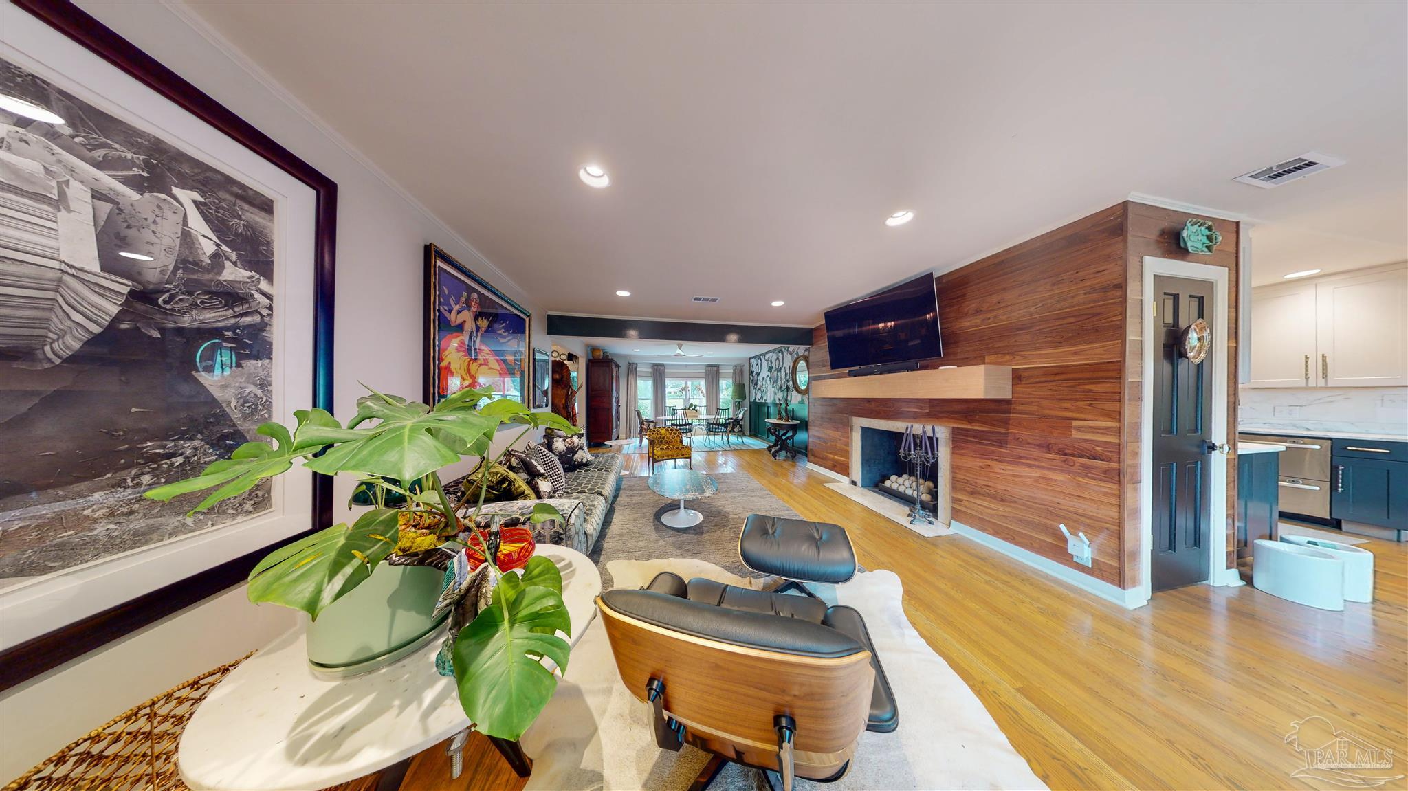 2275 East Cross Street Pensacola, FL 32503 - Photo 14 of 45