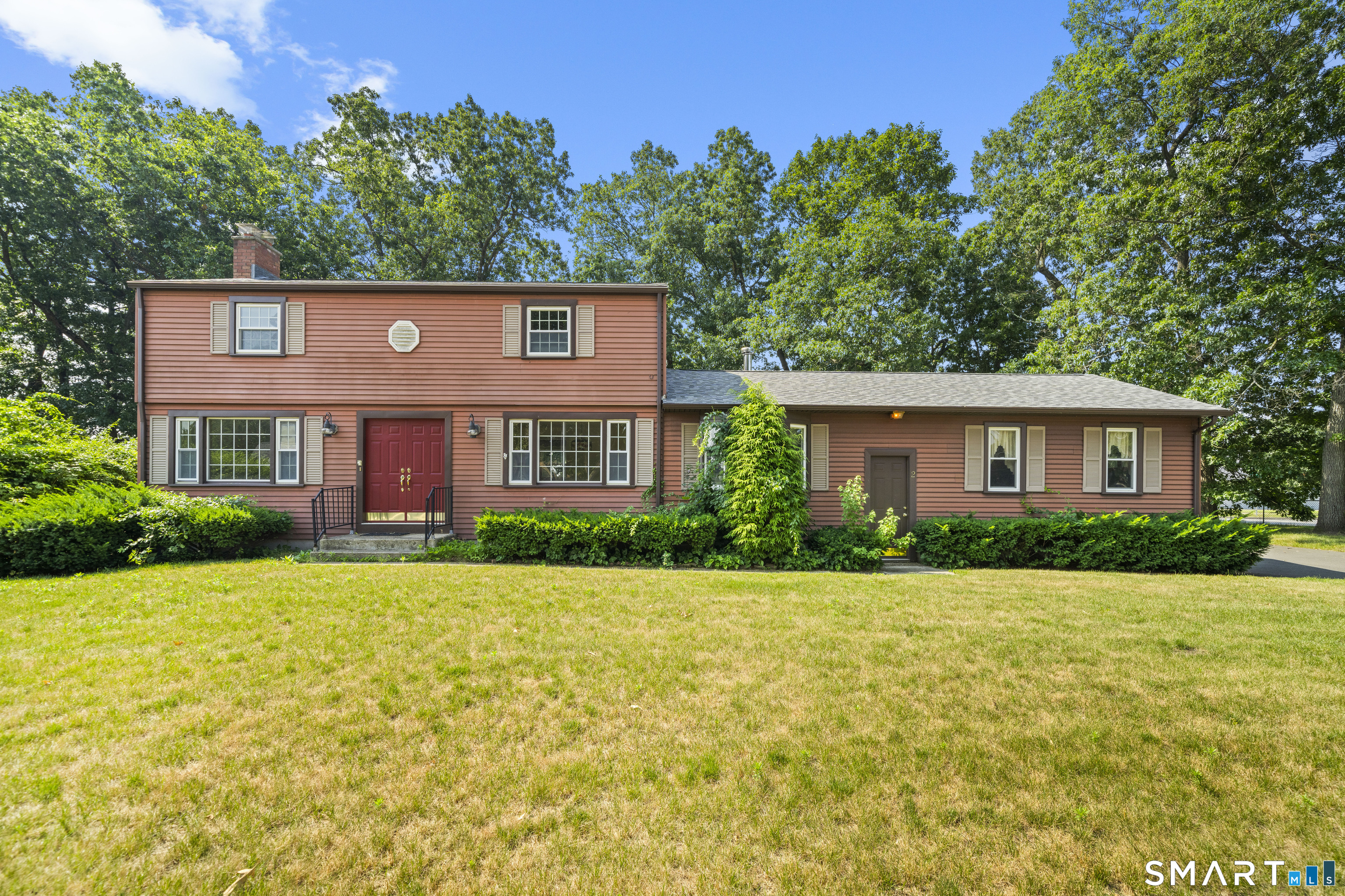 2 Sparkle Street Enfield, CT 06082 - Photo 1 of 32 Front view