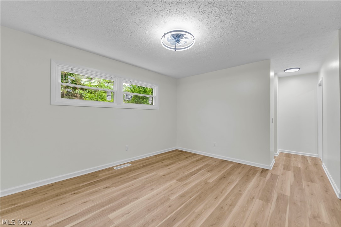 10763 Gate Post Road Strongsville, OH 44149 - Photo 27 of 45 Empty room