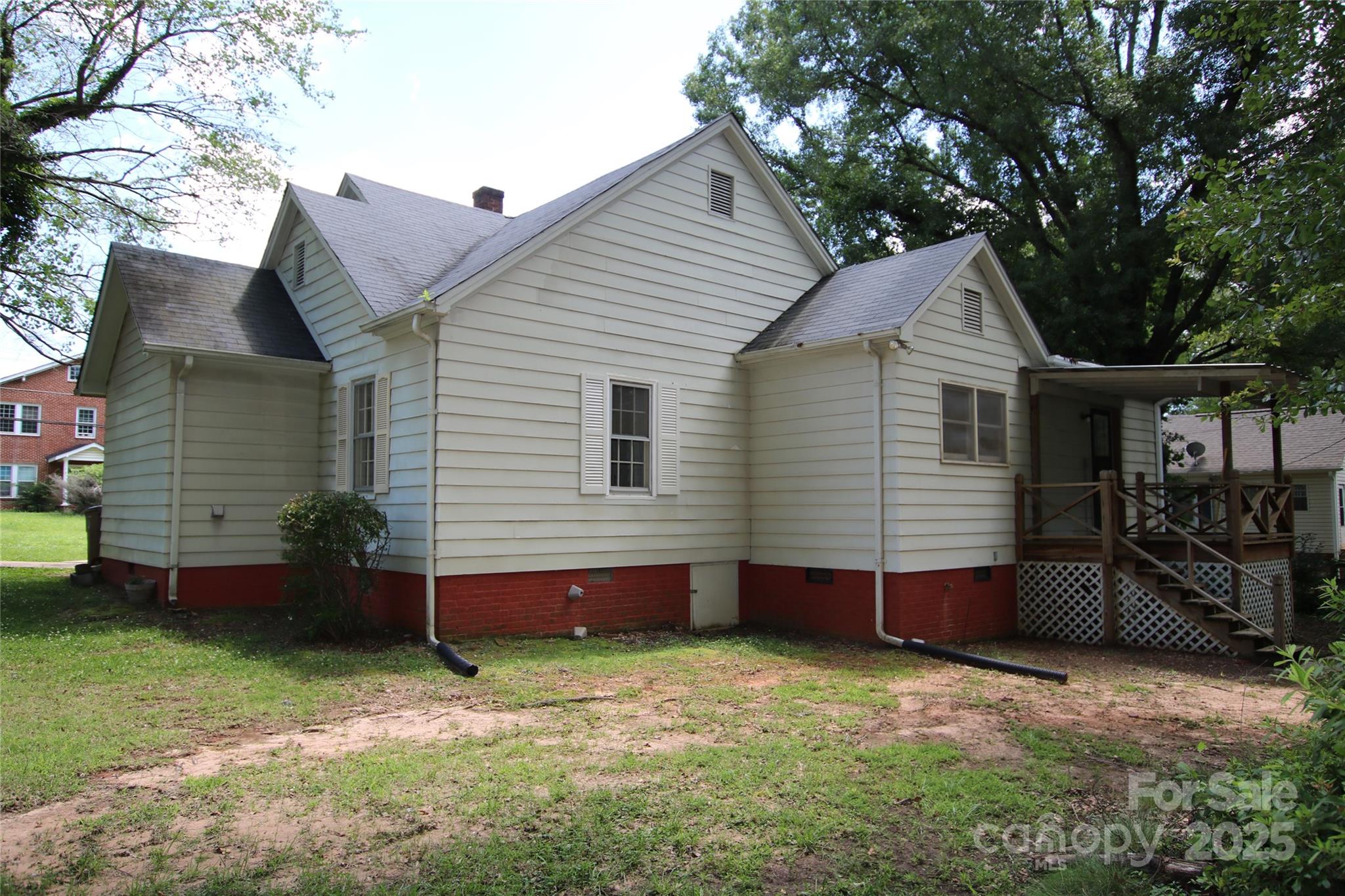 1541 Kings Road Shelby, NC 28150 - Photo 4 of 26 Gallery Image 4