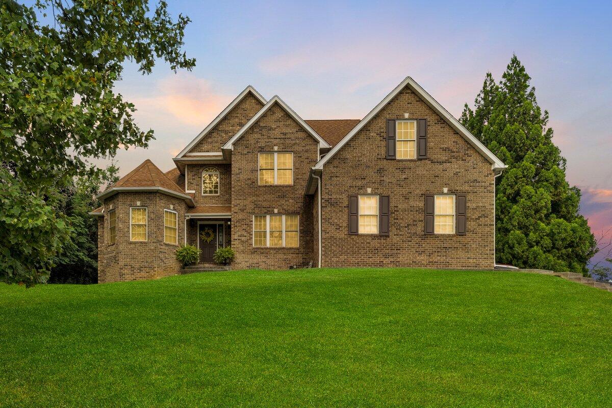 3770 Laurel Ridge Road Northwest Roanoke, VA 24019 - Photo 2 of 55 a front view of a house with a yard