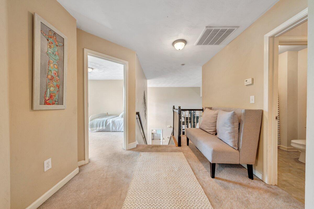 3770 Laurel Ridge Road Northwest Roanoke, VA 24019 - Photo 40 of 55 a living room with furniture and a rug