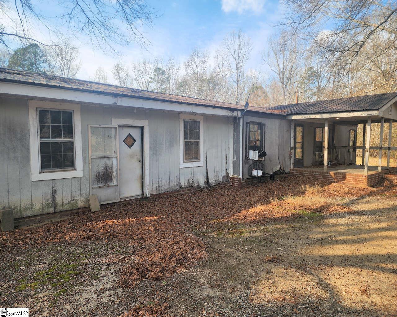 3068 State Rd S-30-40 Gray Court, SC 29645 - Photo 2 of 27
