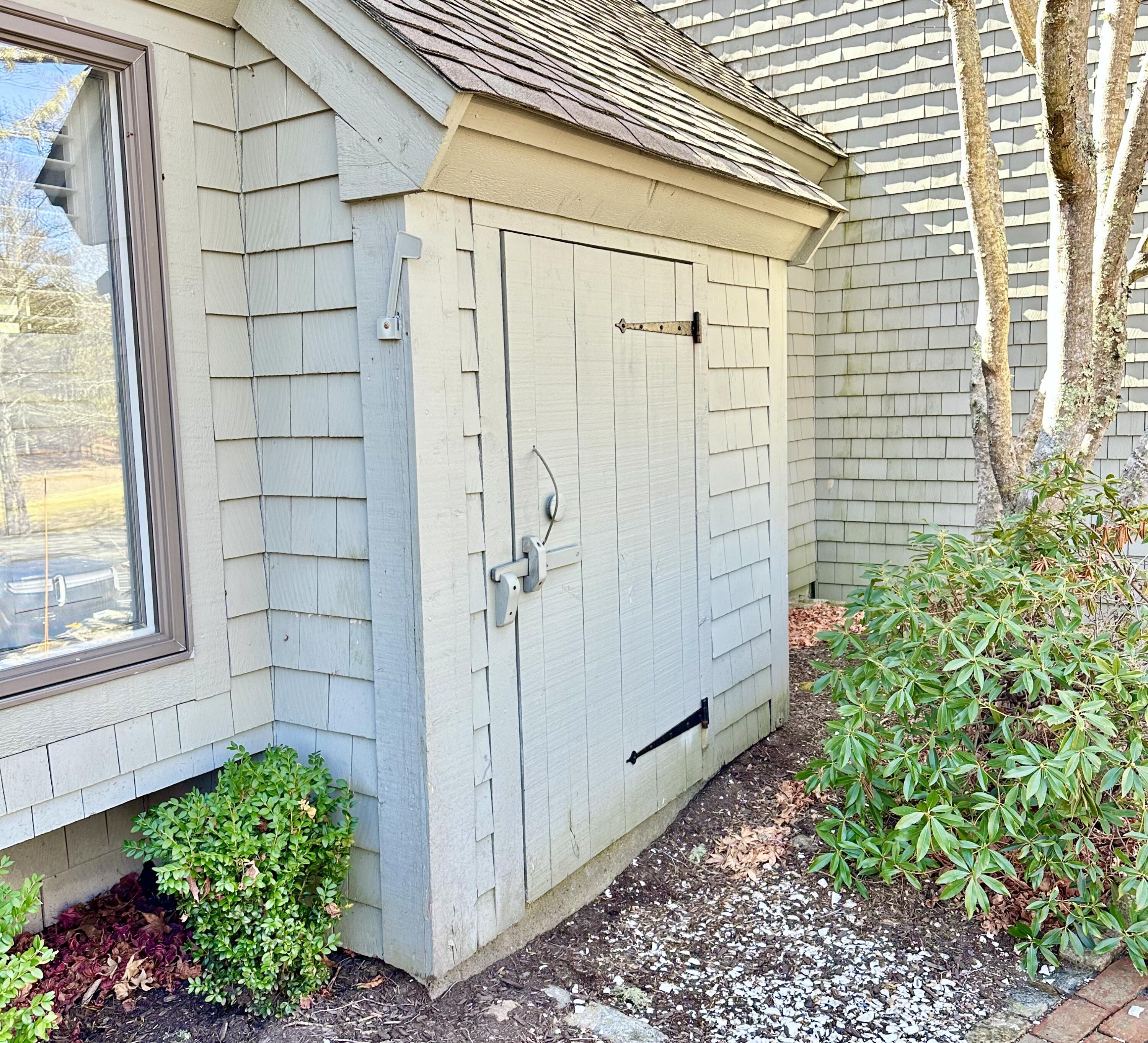 22 Mid-Iron Way, Unit 7517 Mashpee, MA 02649 - Photo 6 of 47 a view of a wooden door