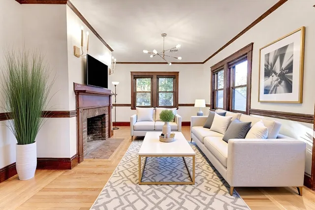 $999,900 | 109 Linden Road, Melrose, MA 02176