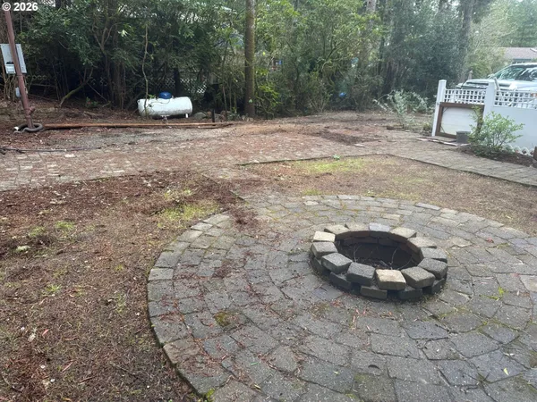 a view of a outdoor space