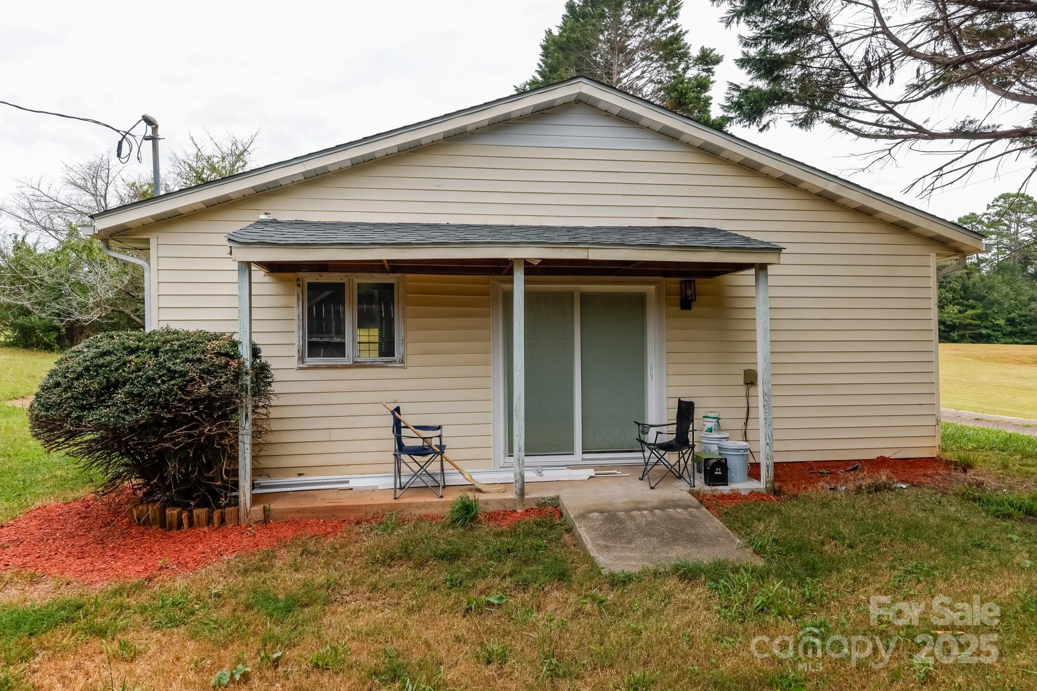 344 Piedmont Road Rutherfordton, NC 28139 - Photo 4 of 25 a view of a house with backyard