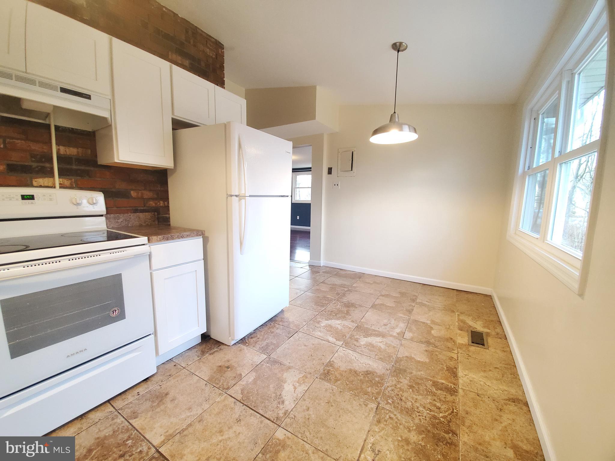 701 Harrison Street, Unit 1 Riverside, NJ 08075 - Photo 8 of 17 Eat In Kitchen