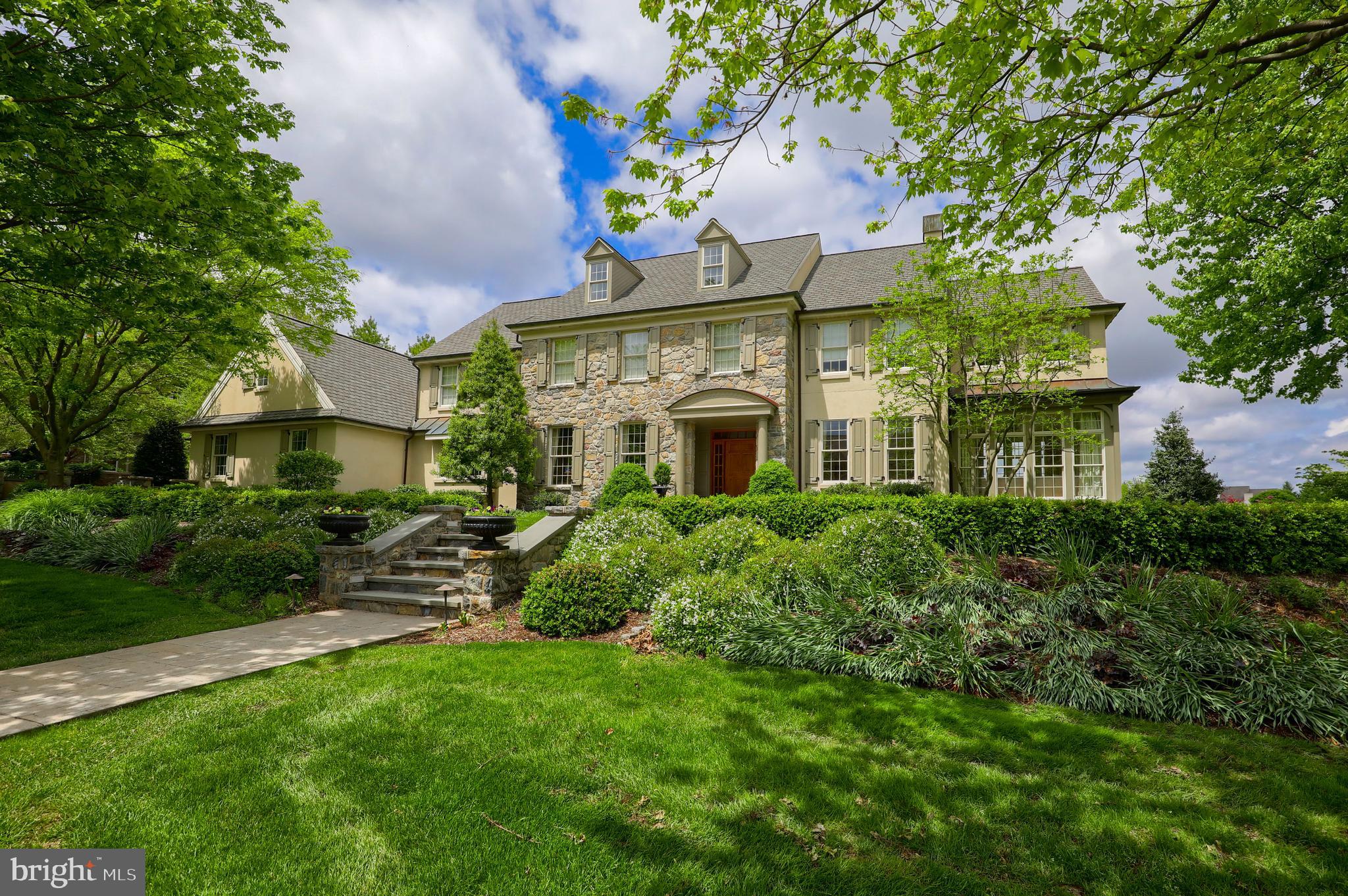 901 Greenside Drive Lititz, PA 17543 - Photo 2 of 48