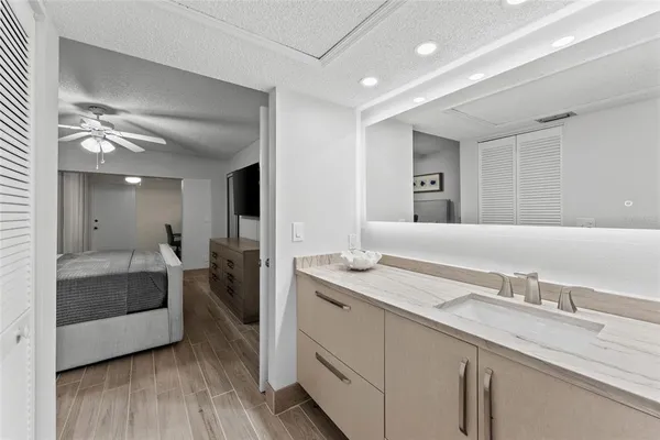 $279,000 | 310 Wexford Terrace, Unit 164, Venice, FL 34293
