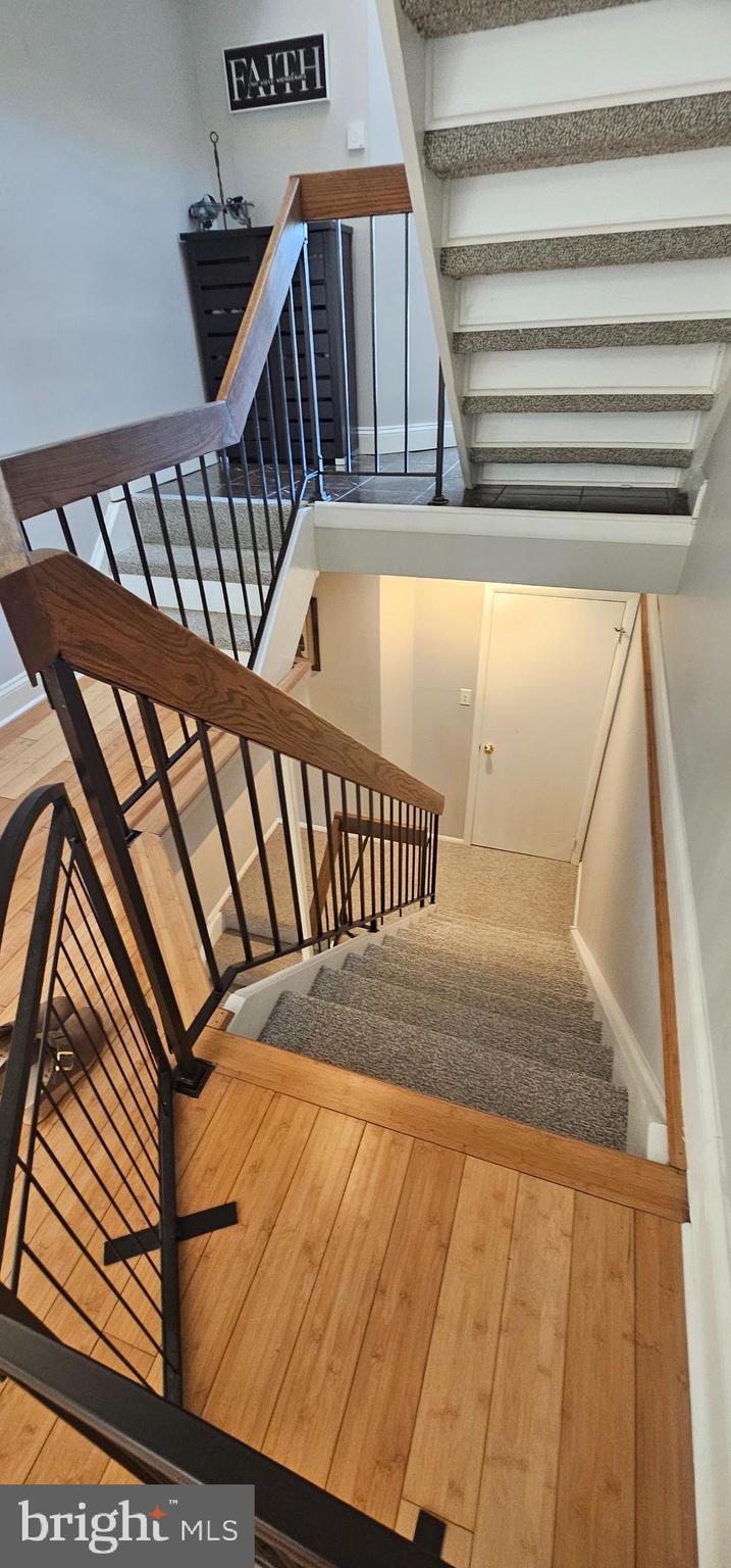605 Augusta Circle Mount Laurel, NJ 08054 - Photo 15 of 28 a view of entryway