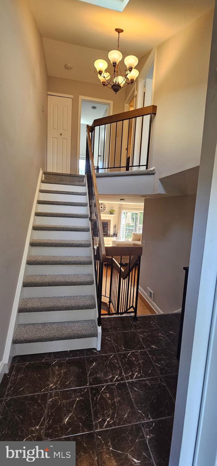 605 Augusta Circle Mount Laurel, NJ 08054 - Photo 5 of 28 a view of entryway