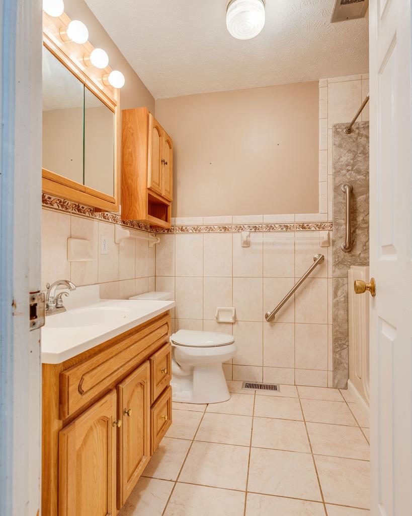 8775 Sandlick Road Bee, VA 24217 - Photo 20 of 48 Gallery Image 20