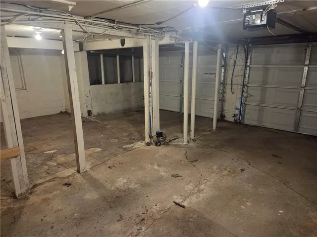 $165,000 | 1017 East Smith Avenue, Independence, MO 64050