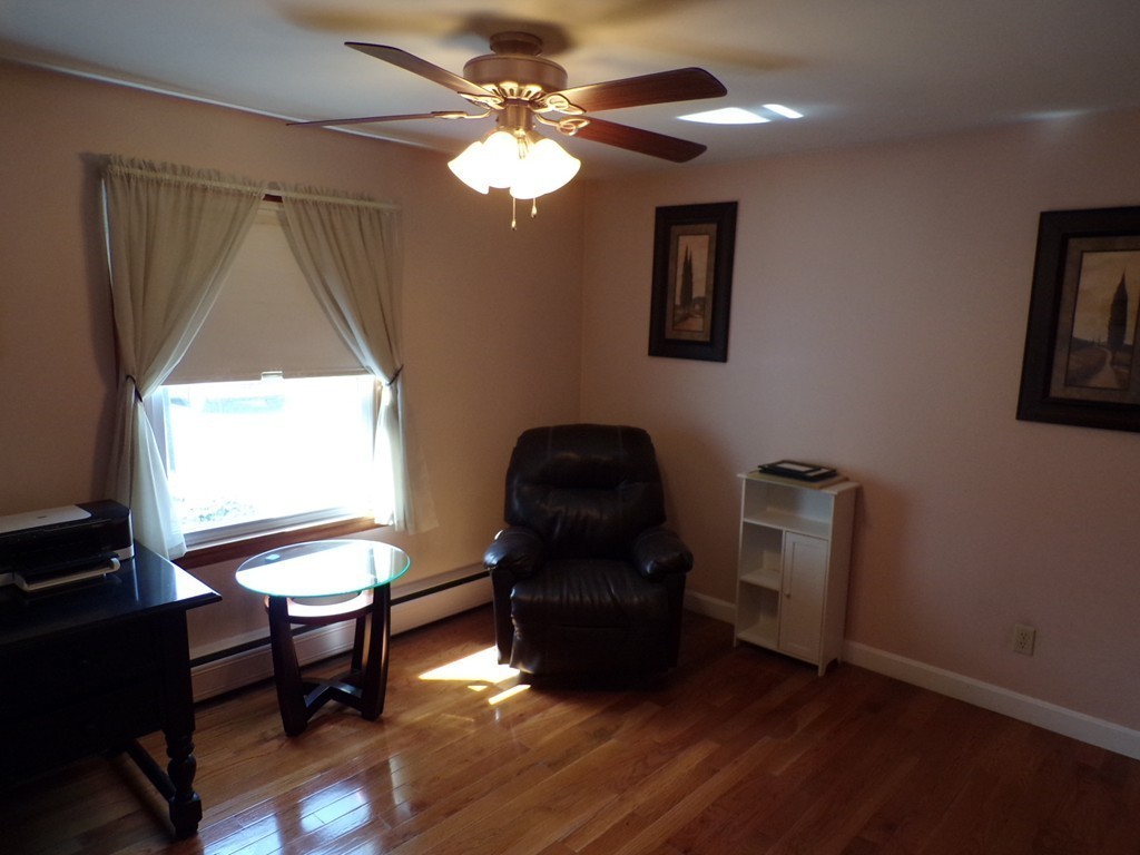 123 Thompson Road Webster, MA 01570 - Photo 12 of 23