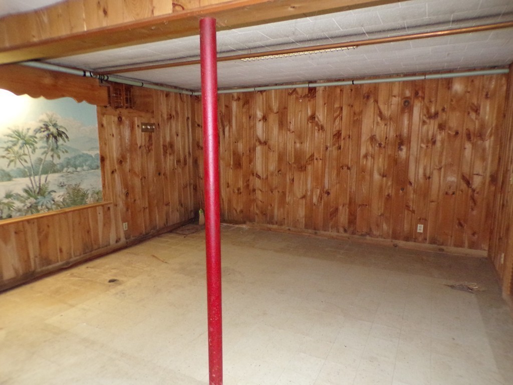 123 Thompson Road Webster, MA 01570 - Photo 20 of 23