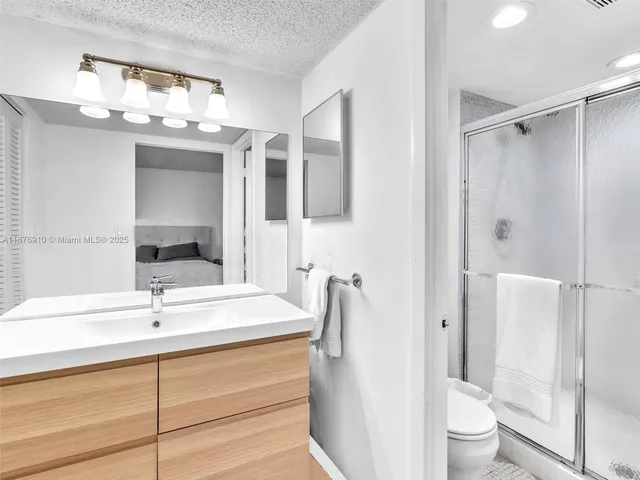 $3,000 | 20401 Northeast 30th Avenue, Unit 3108, Aventura, FL 33180