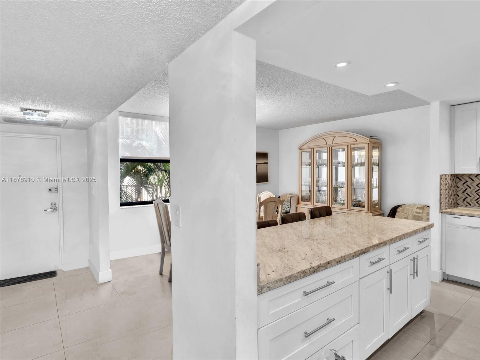 20401 Northeast 30th Avenue, Unit 3108 Aventura, FL 33180 - Photo 4 of 34