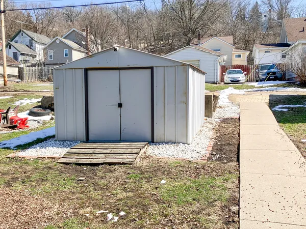 $120,000 | 910 Main Street, Savanna, IL 61074