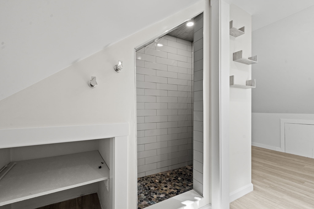 7 Sweetser Avenue Reading, MA 01867 - Photo 17 of 32