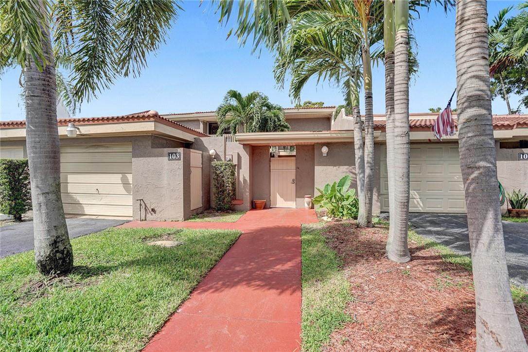 103 St Andrews Road, Unit 2074 Hollywood, FL 33021 - Photo 2 of 53 Photo 2