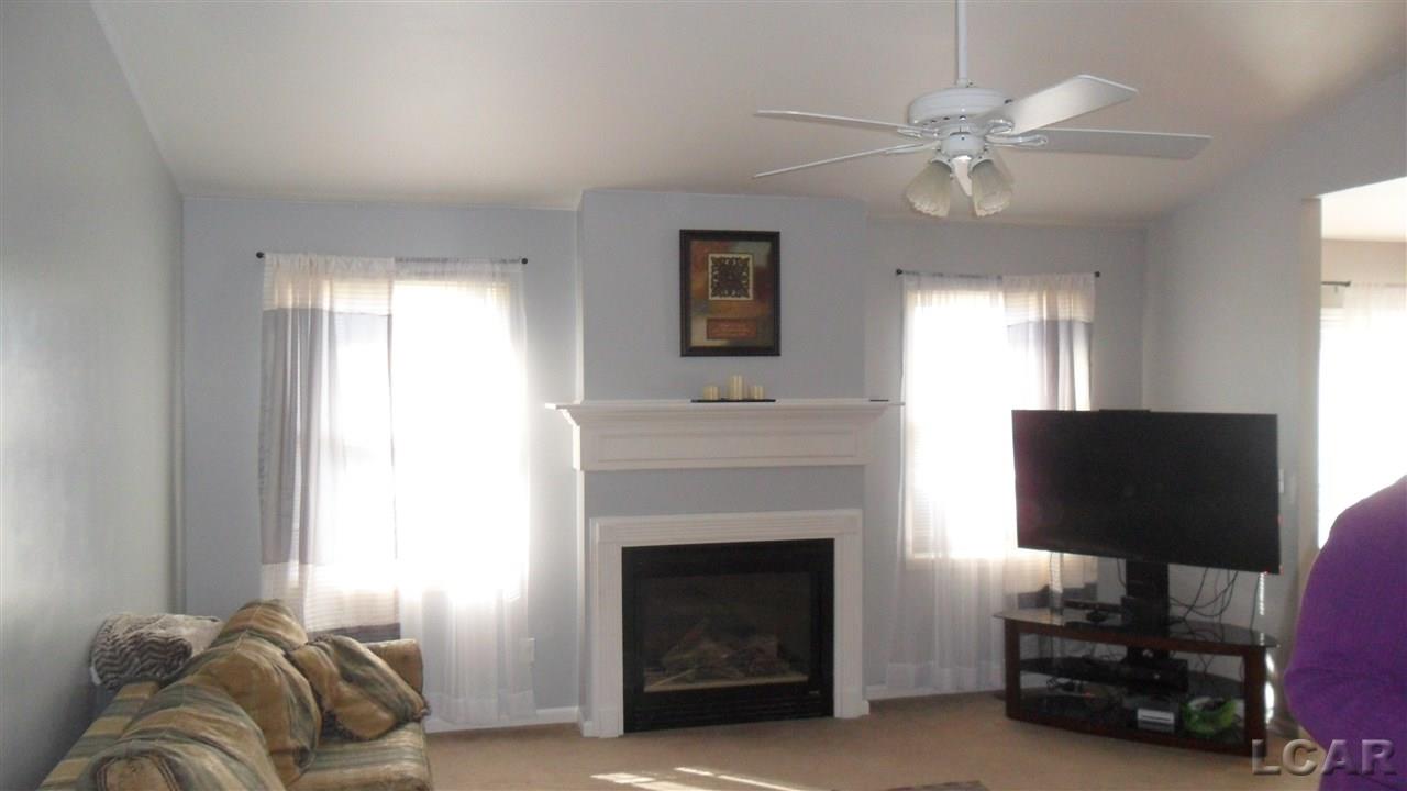 232 Joy Road Adrian, MI 49221 - Photo 7 of 27