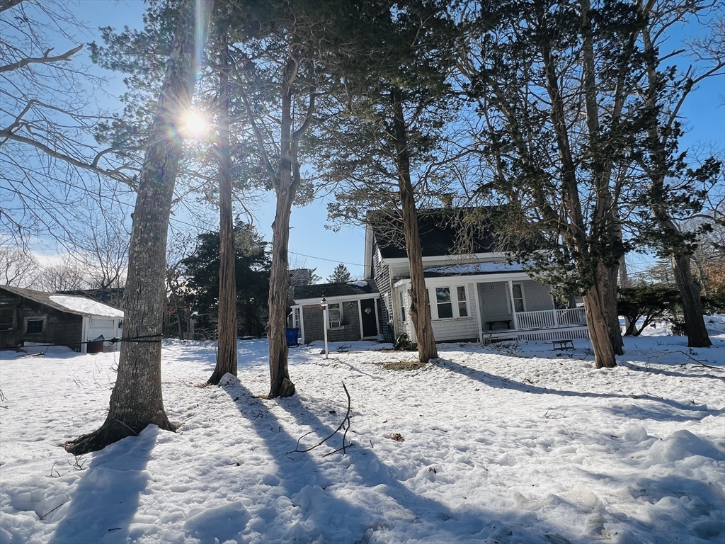 64 Hunters Brook Road Bourne, MA 02562 - Photo 4 of 12