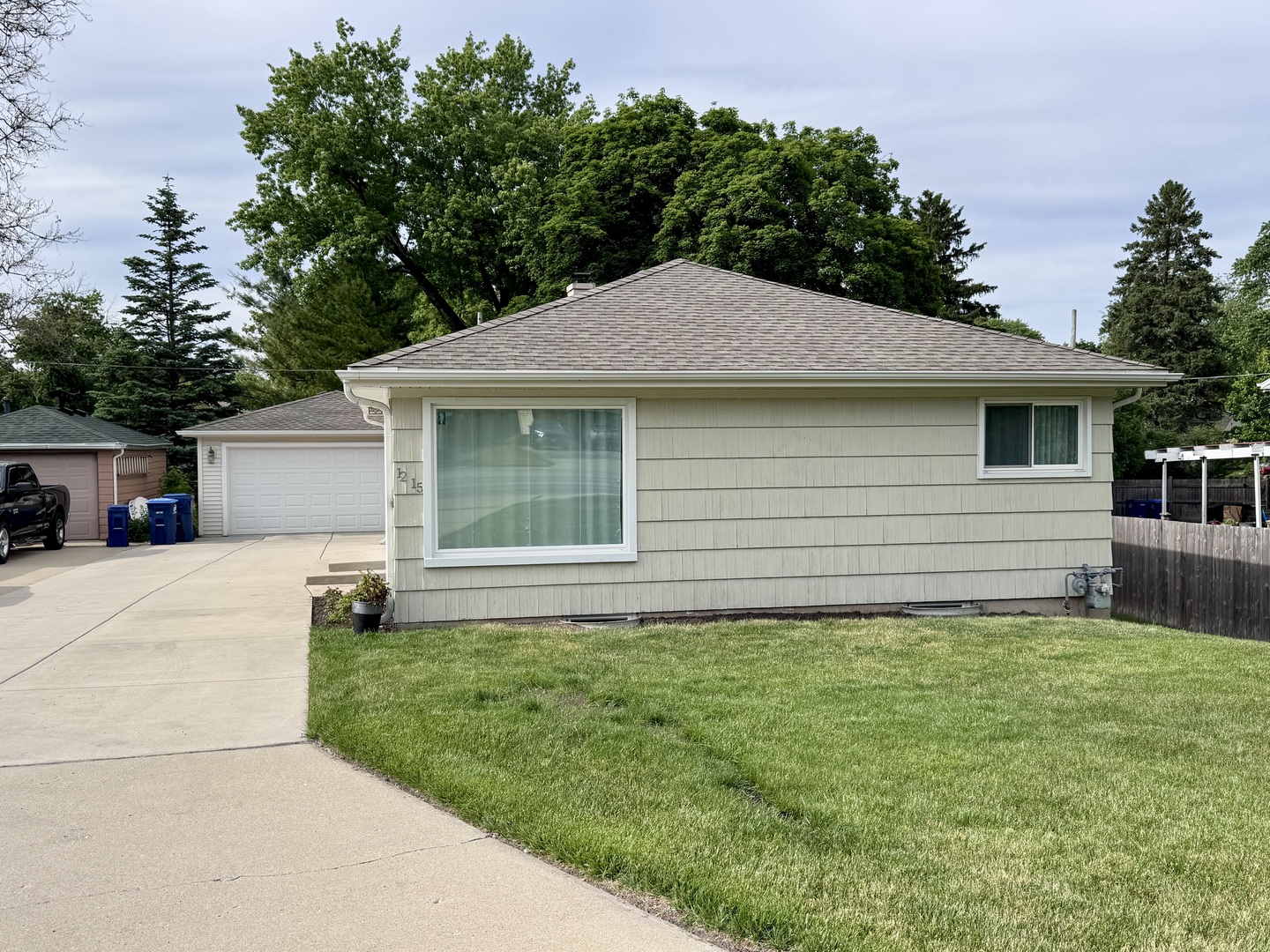 1215 West Roosevelt Road Wheaton, IL 60187 - Photo 1 of 5