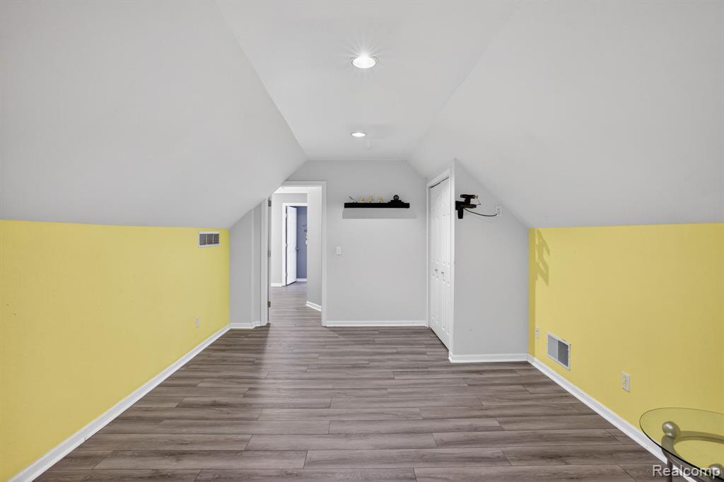 9055 Hegel Road Grand Blanc, MI 48439 - Photo 43 of 62