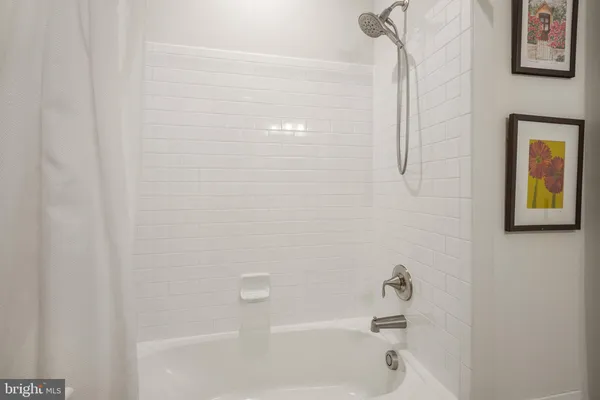 $4,200 | 813 Rockwell Avenue, Unit 813, Gaithersburg, MD 20878