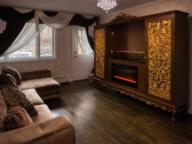 $480,000 | 2955 Ocean Parkway, Unit 2F | Brighton Beach