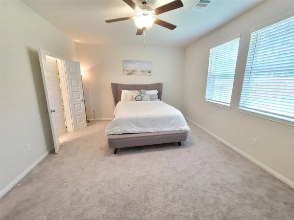$319,999 | 17514 Rosette Grass Drive, Conroe, TX 77385