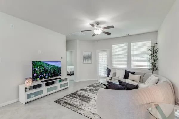 $319,999 | 17514 Rosette Grass Drive, Conroe, TX 77385