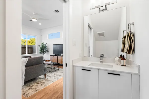 $374,900 | 1810 Yates Street, Houston, TX 77020