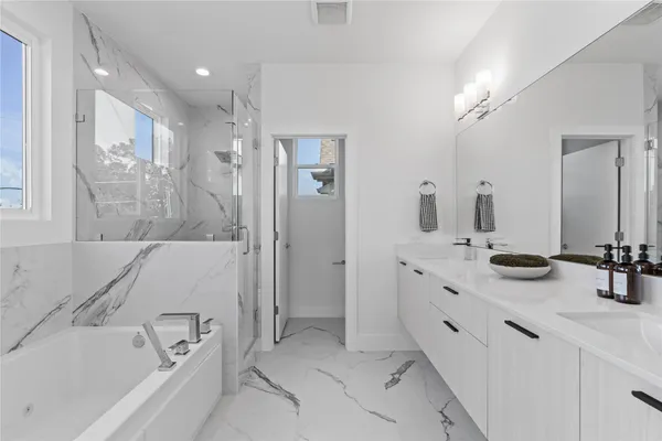 $374,900 | 1810 Yates Street, Houston, TX 77020