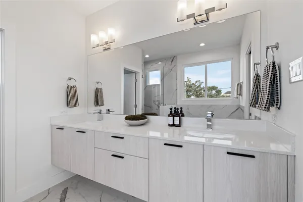 $374,900 | 1810 Yates Street, Houston, TX 77020