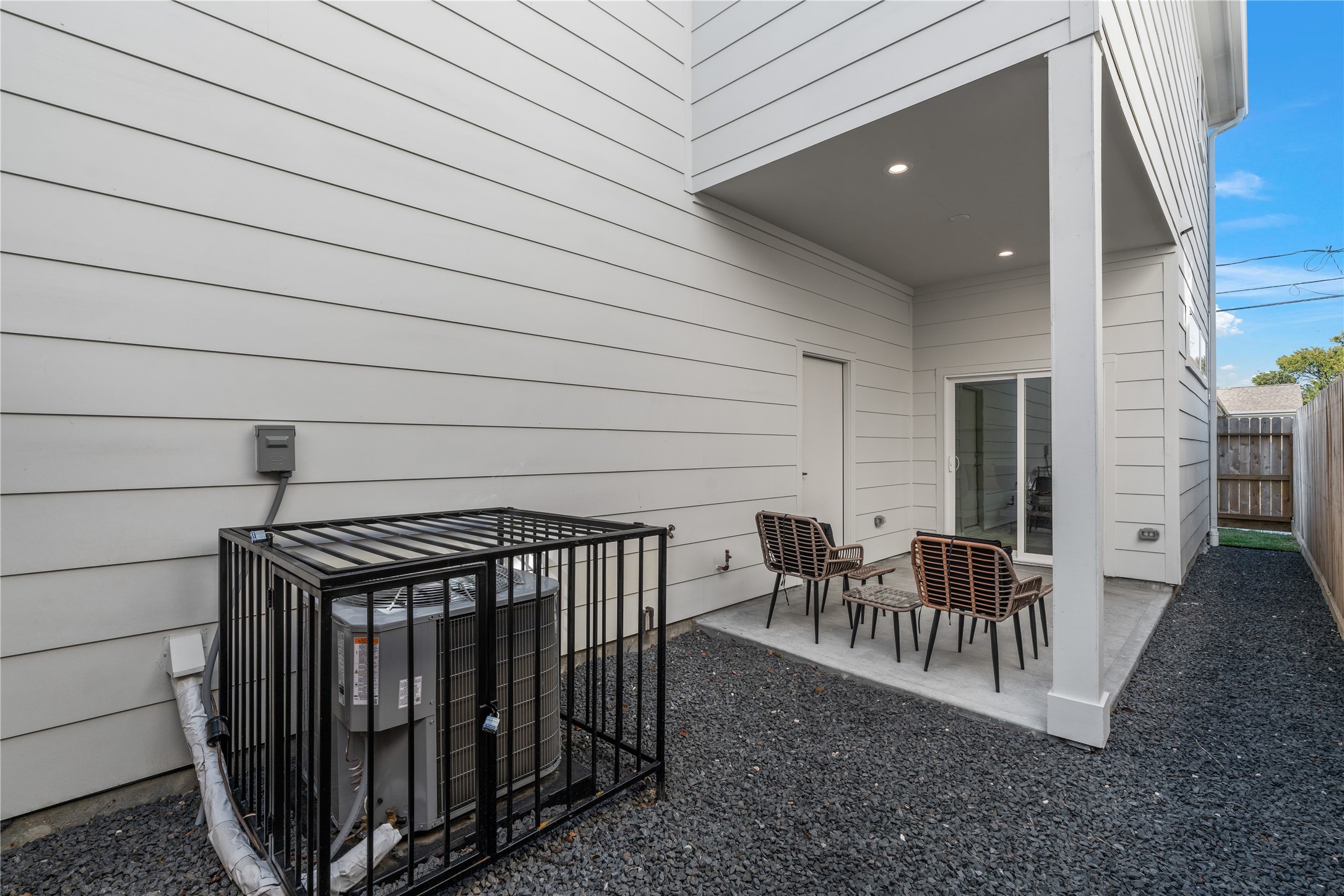 1810 Yates Street Houston, TX 77020 - Photo 28 of 30 Covered back patio ideal for unwinding after a long day or hosting weekend BBQs with family & friends, an inviting extension of your living space.