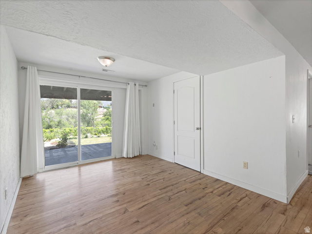 1005 East Violet Circle South Sandy, UT 84094 - Photo 28 of 32