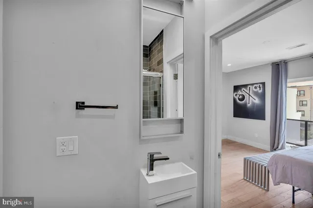 $849,900 | 1005 North Marshall Street, Philadelphia, PA 19123