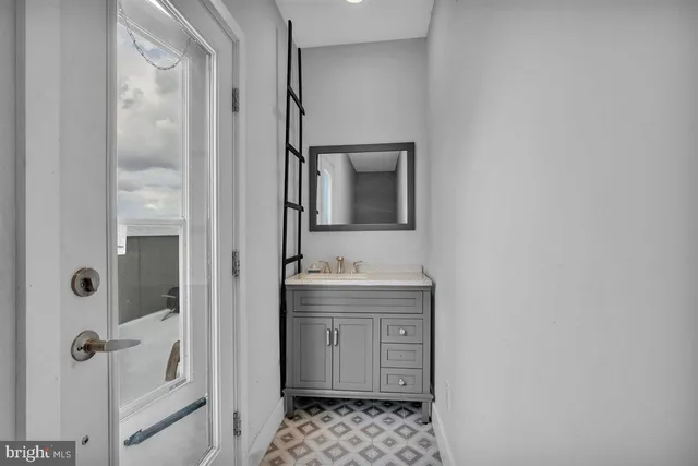 $849,900 | 1005 North Marshall Street, Philadelphia, PA 19123