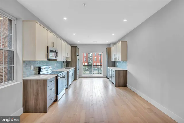 $849,900 | 1005 North Marshall Street, Philadelphia, PA 19123