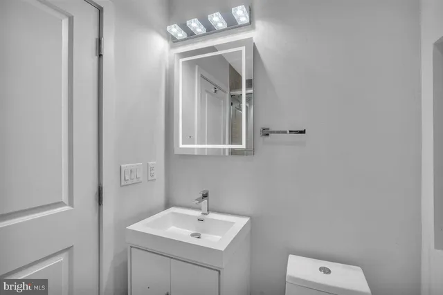 $849,900 | 1005 North Marshall Street, Philadelphia, PA 19123