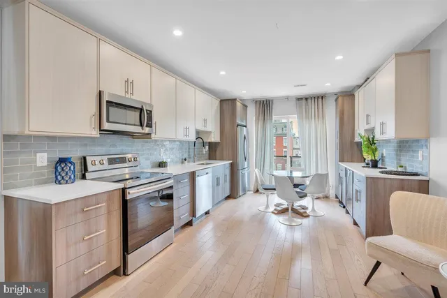 $849,900 | 1005 North Marshall Street, Philadelphia, PA 19123