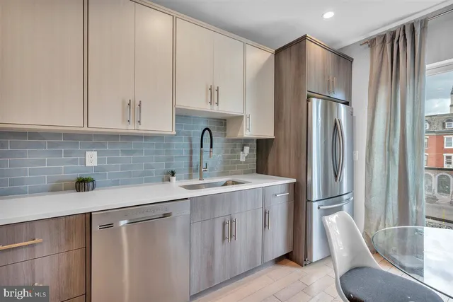 $849,900 | 1005 North Marshall Street, Philadelphia, PA 19123